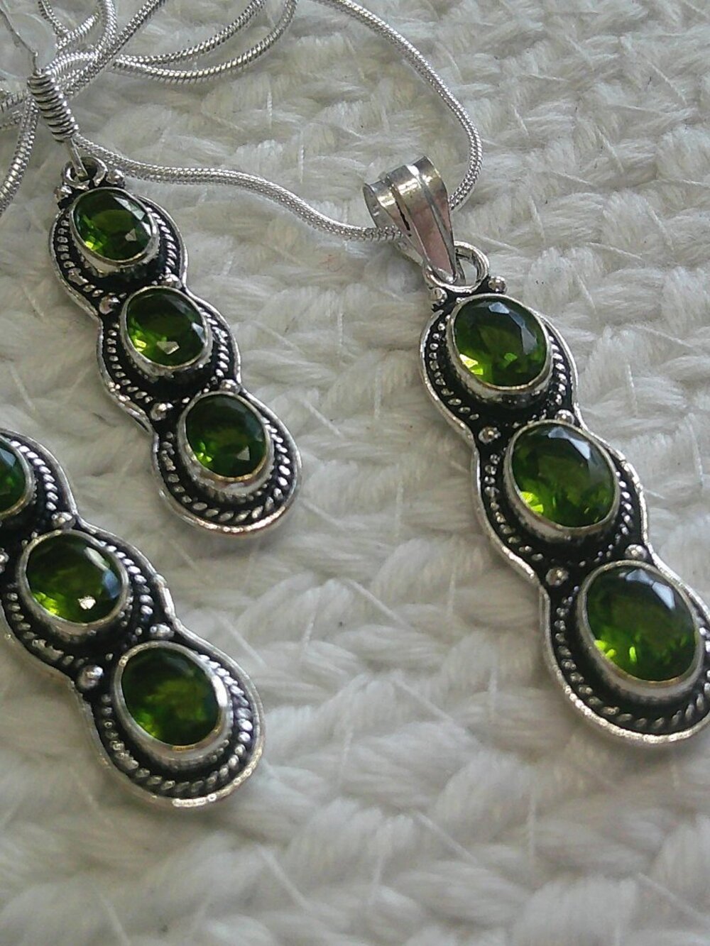 Gorgeous PERIDOT Sterling 925 Handmade Necklace & Earrings #193F